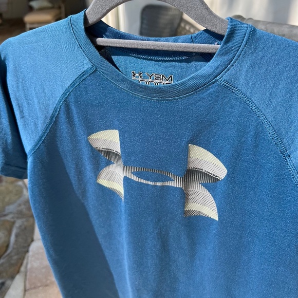 Boys HeatGear Under Armour Short Sleeve - Picture 1 of 16